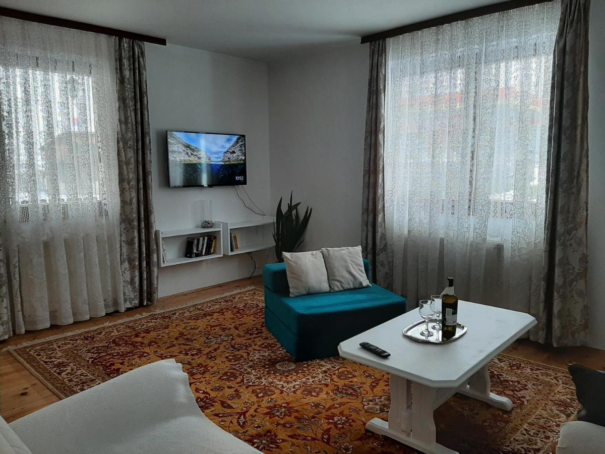 Aleksandar Apartmani 帕莱 外观 照片